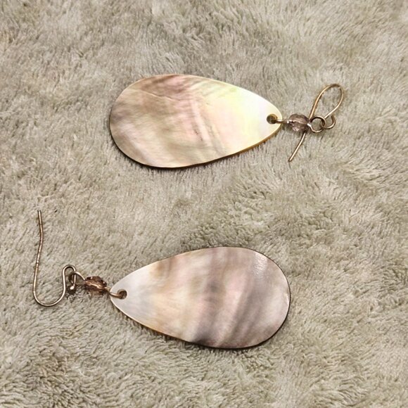 Women's Handmade Mother-of-Pearl Iridescent Teardrop Earrings - SML - NWOT - Picture 1 of 10